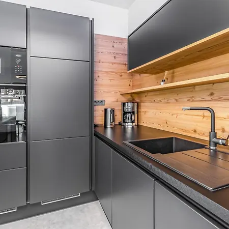 Holiday home 4 Bedroom Awesome In