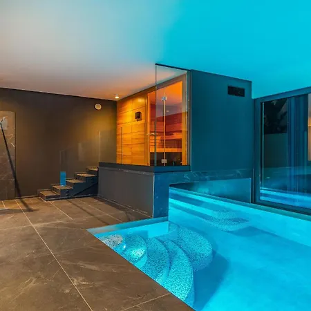 Holiday home 4 Bedroom Awesome In *