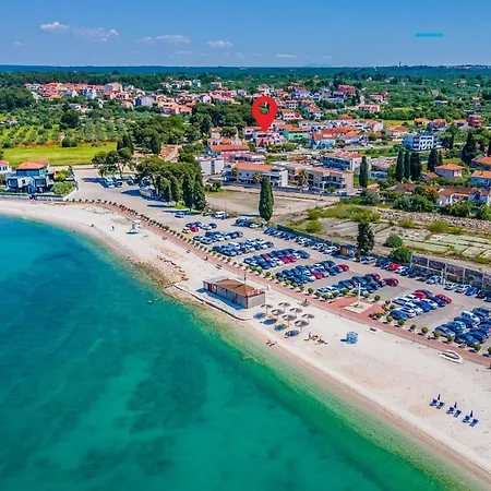 4 Bedroom Awesome In