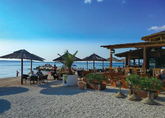 4 Bedroom Awesome In Nyaraló *