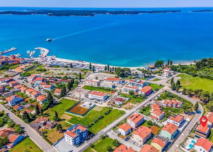 4 Bedroom Awesome In